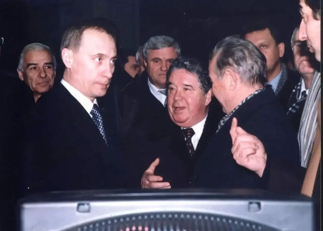 От полей до полигонов: как Владимир Путин приезжал в Оренбуржье