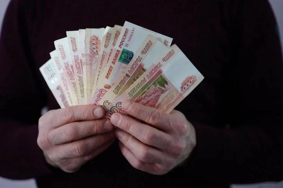 Попытка откупиться провалилась: в Оренбуржье будут судить иностранца за границу и взятку