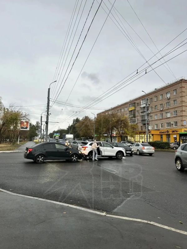 Вторая авария на перекрёстке Новой и Пролетарской в Оренбурге