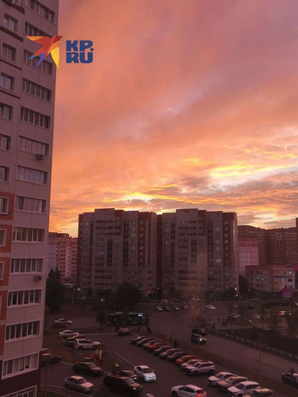 Вечернее небо над Оренбургом сегодня прекрасно