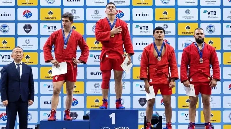 Спортсмен из Орска завоевал золото первенства мира по самбо в Греции