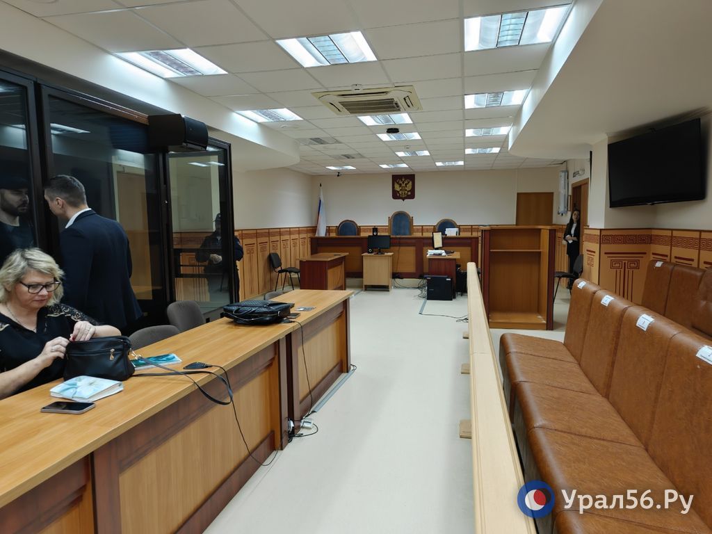 В суде Оренбурга начали рассматривать эпизод со стрельбой у гостиницы «Хилтон» с участием братьев Макаровых В суде Оренбурга начали рассматривать эпизод со стрельбой у гостиницы «Хилтон» с участием братьев Макаровых