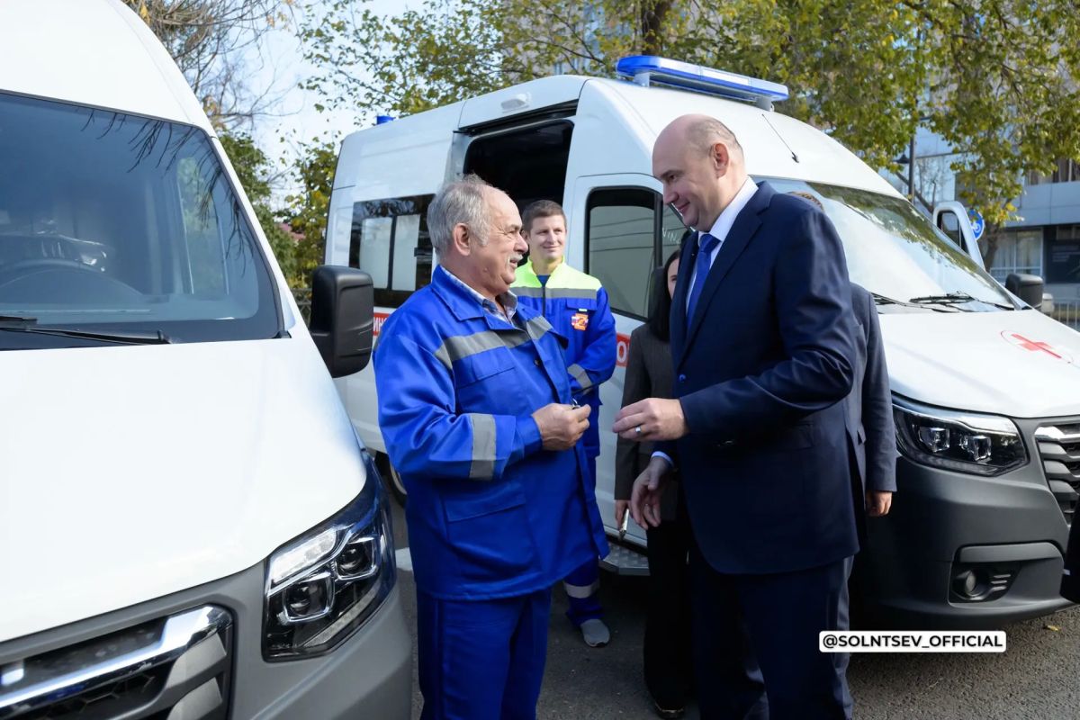 Евгений Солнцев: Автопарк скорой помощи Оренбургской области пополнили ещё 32 новыми автомобилями Евгений Солнцев: Автопарк скорой помощи Оренбургской области пополнили ещё 32 новыми автомобилями