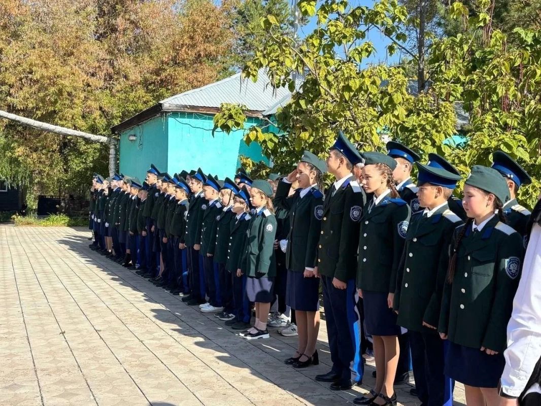 Оренбургский край — казачий край: в «Дубках» прошёл областной слёт казачьих классов Оренбургский край — казачий край: в «Дубках» прошёл областной слёт казачьих классов