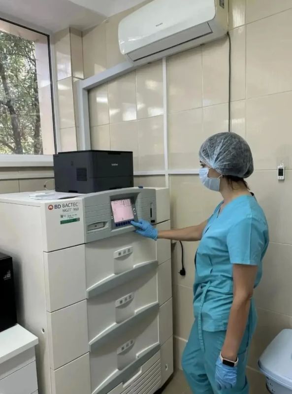 Оренбургский фтизиопульмонологический центр обновил лабораторию Оренбургский фтизиопульмонологический центр обновил лабораторию