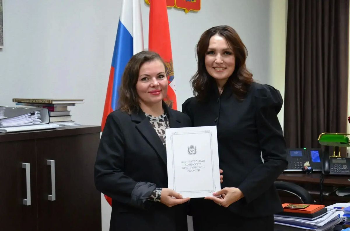 Десятки полезных репортажей: Евгения Ивлева вручила награды информационным волонтёрам выборов Десятки полезных репортажей: Евгения Ивлева вручила награды информационным волонтёрам выборов