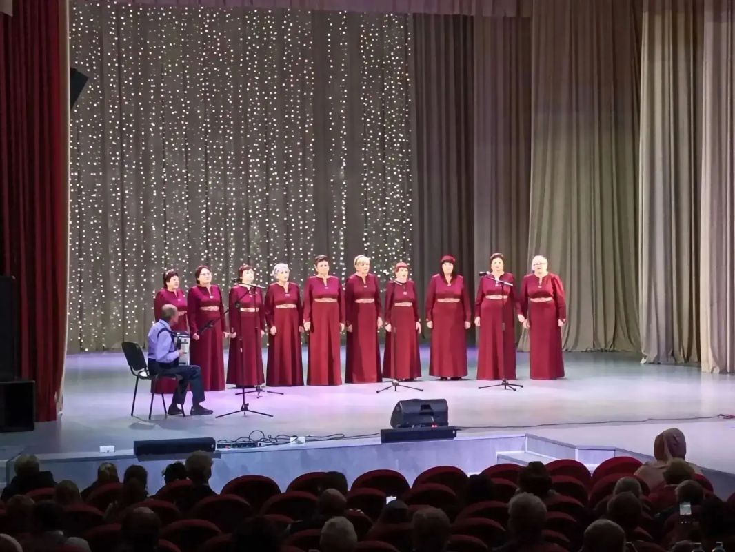 В Оренбурге подвели итоги отборочных туров фестиваля «Возьмемся за руки, друзья» В Оренбурге подвели итоги отборочных туров фестиваля «Возьмемся за руки, друзья»