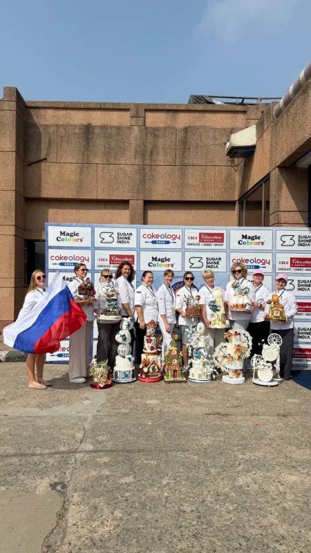 Кондитер из Орска Оксана Прасолова завоевала серебро на международном конкурсе в Индии Кондитер из Орска Оксана Прасолова завоевала серебро на международном конкурсе в Индии