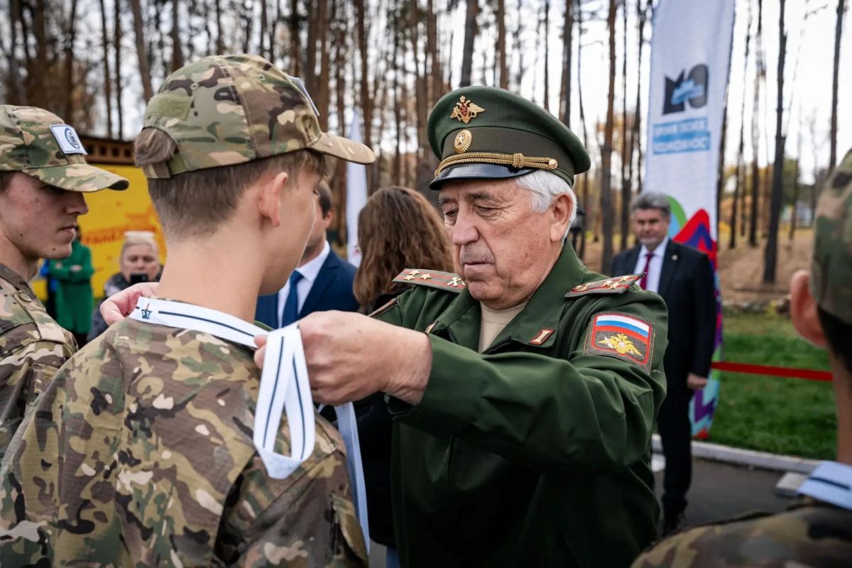 Студенты оренбургских вузов соревновались в начальной военной подготовке Студенты оренбургских вузов соревновались в начальной военной подготовке