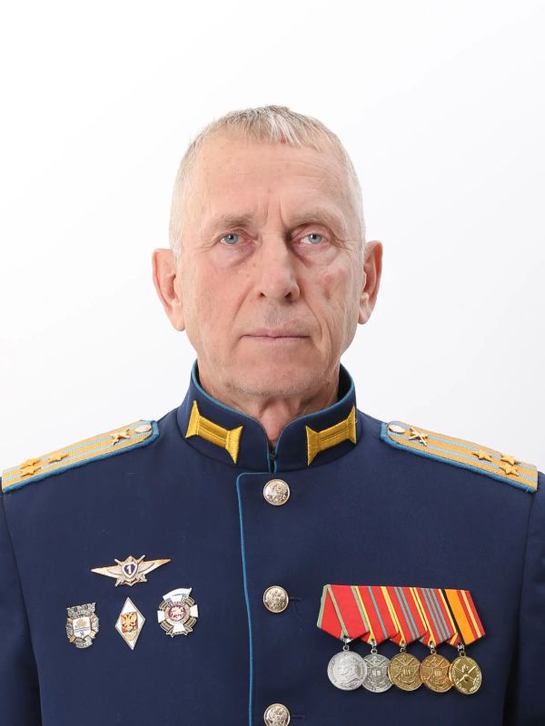 Евгений Солнцев: Андрей Валерьевич Ведерников назначен на должность начальника Оренбургского президентского кадетского училища
