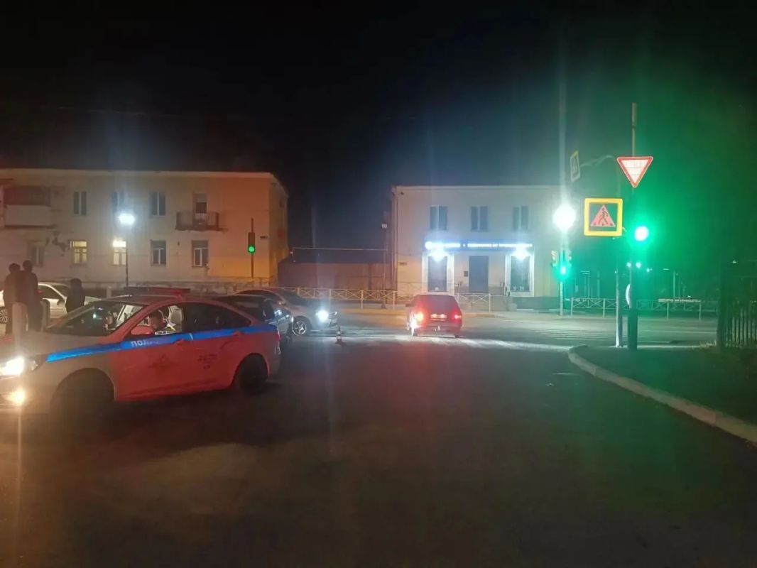 Питбайк без прав и опрокинутый внедорожник: правоохранители выясняют обстоятельства двух ДТП в Орске Питбайк без прав и опрокинутый внедорожник: правоохранители выясняют обстоятельства двух ДТП в Орске