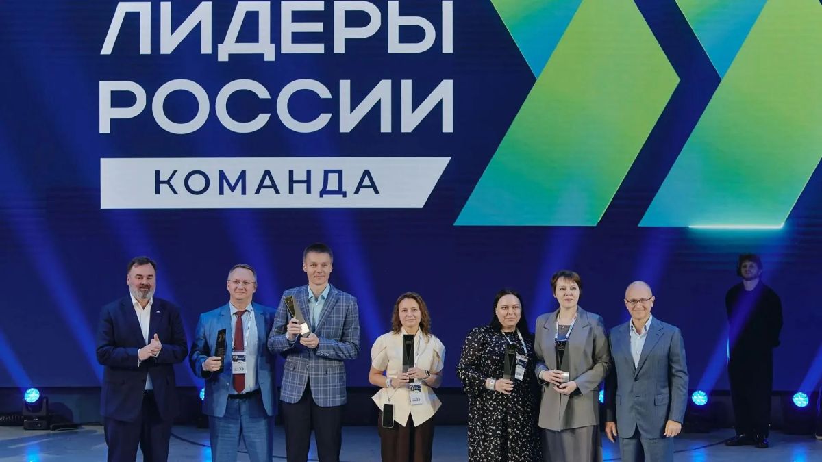 Шесть управленцев из Оренбургской области вошли в число победителей суперфинала конкурса «Лидеры России» Шесть управленцев из Оренбургской области вошли в число победителей суперфинала конкурса «Лидеры России»
