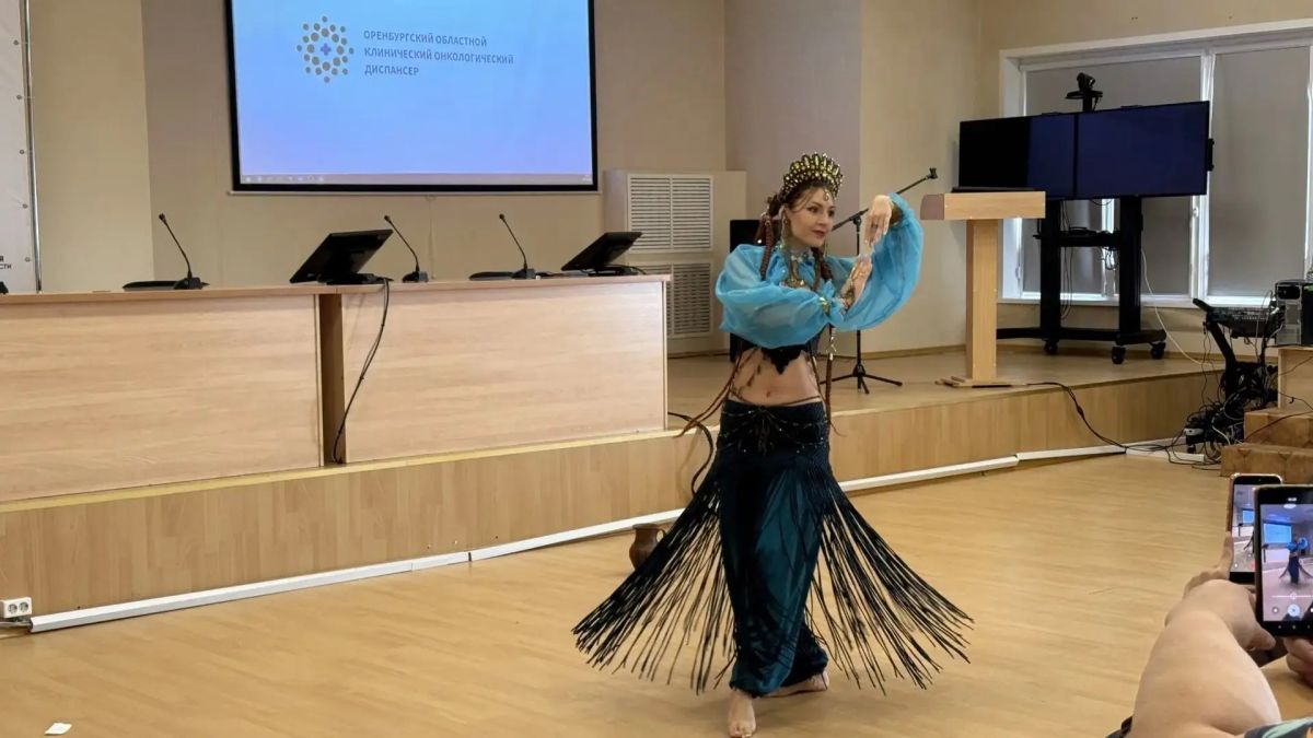 В Оренбургском онкологическом диспансере прошёл концерт для пациентов В Оренбургском онкологическом диспансере прошёл концерт для пациентов