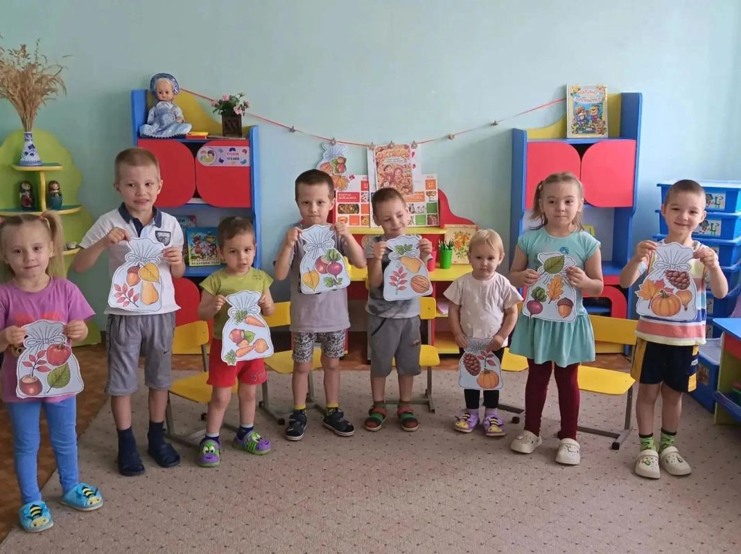 Оренбуржье приняло детей из ДНР Оренбуржье приняло детей из ДНР