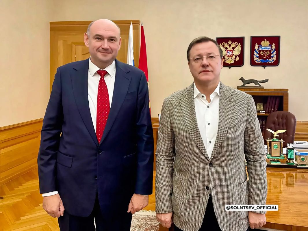 Евгений Солнцев: Провёл встречу с начальником службы по региональной политике Госкорпорации «Ростех» Дмитрием Игоревичем Азаровым