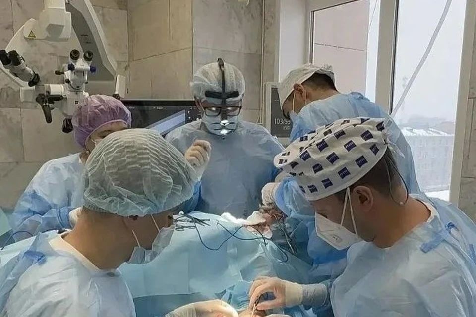 Оренбургские онкологи провели уникальную операцию и подтвердили диагноз новым методом