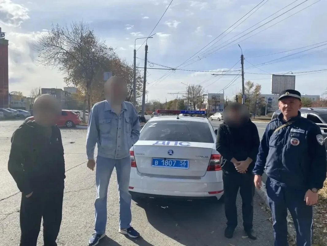 В Оренбурге водитель без прав пытался дать взятку инспектору ДПС