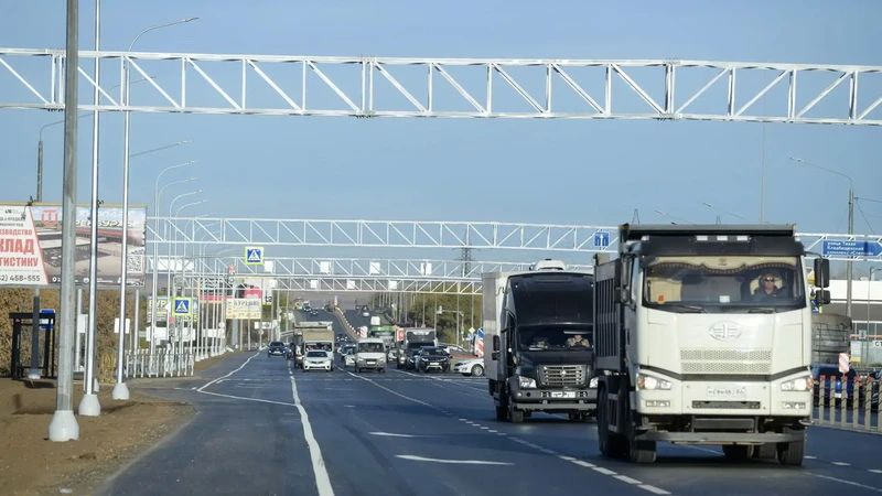 В Оренбурге расширили Загородное шоссе и установили светофоры на проблемном участке