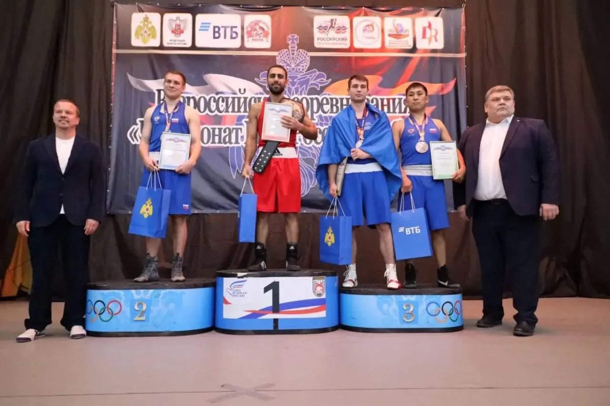 Оренбургский пожарный стал победителем Чемпионата МЧС России по боксу Оренбургский пожарный стал победителем Чемпионата МЧС России по боксу