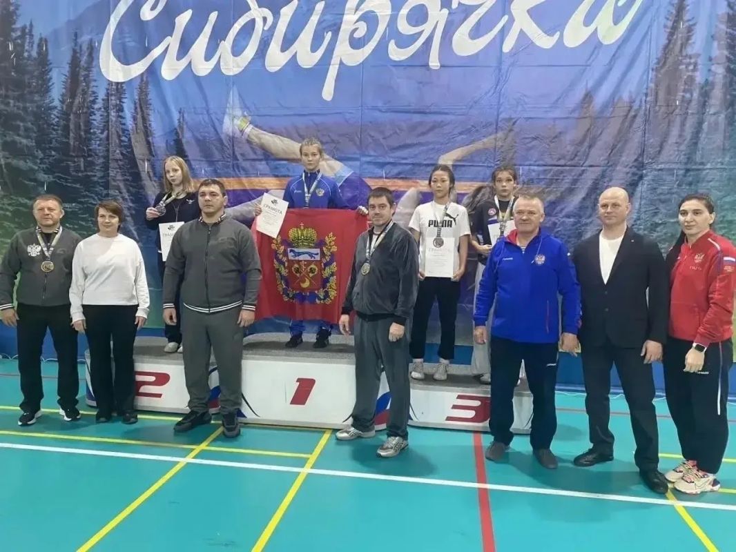 Золото и серебро оренбургских спортсменок на турнире по вольной борьбе Золото и серебро оренбургских спортсменок на турнире по вольной борьбе