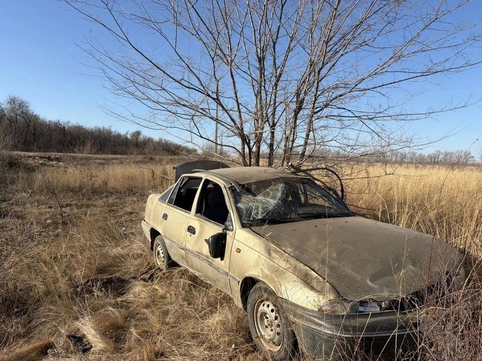 Смертельное ДТП в Кувандыкском районе: водитель погиб при опрокидывании иномарки