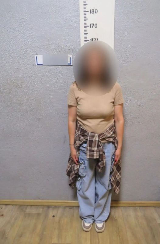 Полицейские Оренбурга задержали девушку-курьера, забравшую у пенсионерки более 3 000 000 рублей