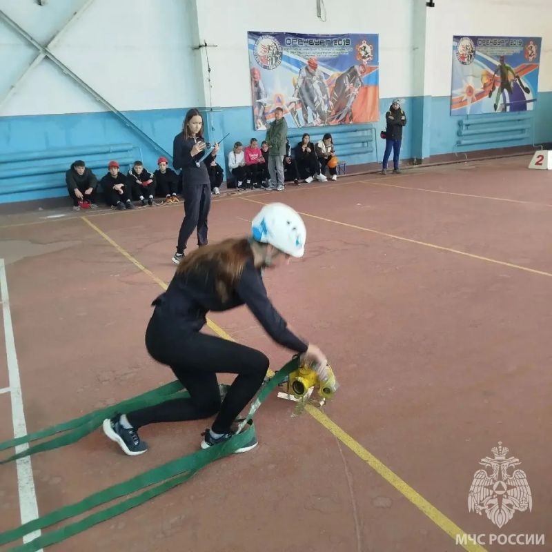 В Оренбурге проходит Региональный этап Всероссийских соревнований «Школа безопасности» В Оренбурге проходит Региональный этап Всероссийских соревнований «Школа безопасности»