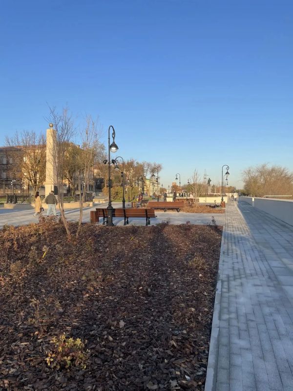 Верхнюю набережную открыли в Оренбурге после капитального ремонта Верхнюю набережную открыли в Оренбурге после капитального ремонта