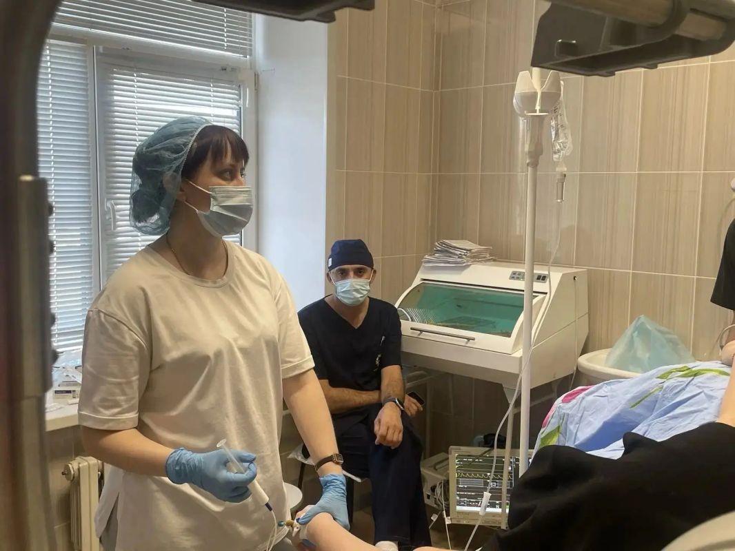 Ранняя диагностика, которая может спасти жизнь: в Орске работает врач-эндоскопист из Москвы Ранняя диагностика, которая может спасти жизнь: в Орске работает врач-эндоскопист из Москвы