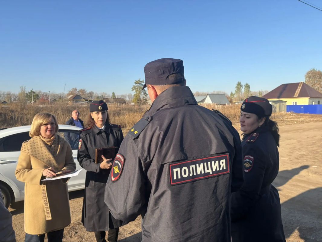 Оренбургские полицейские приняли участие в межведомственном профилактическом рейде Оренбургские полицейские приняли участие в межведомственном профилактическом рейде
