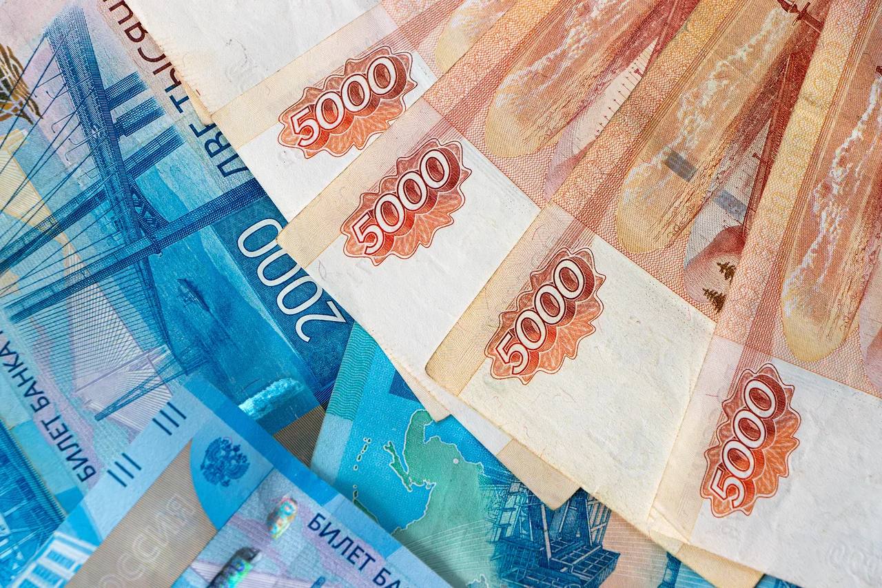 В Заксобрание Оренбуржья внесли проект бюджета на 2027 год